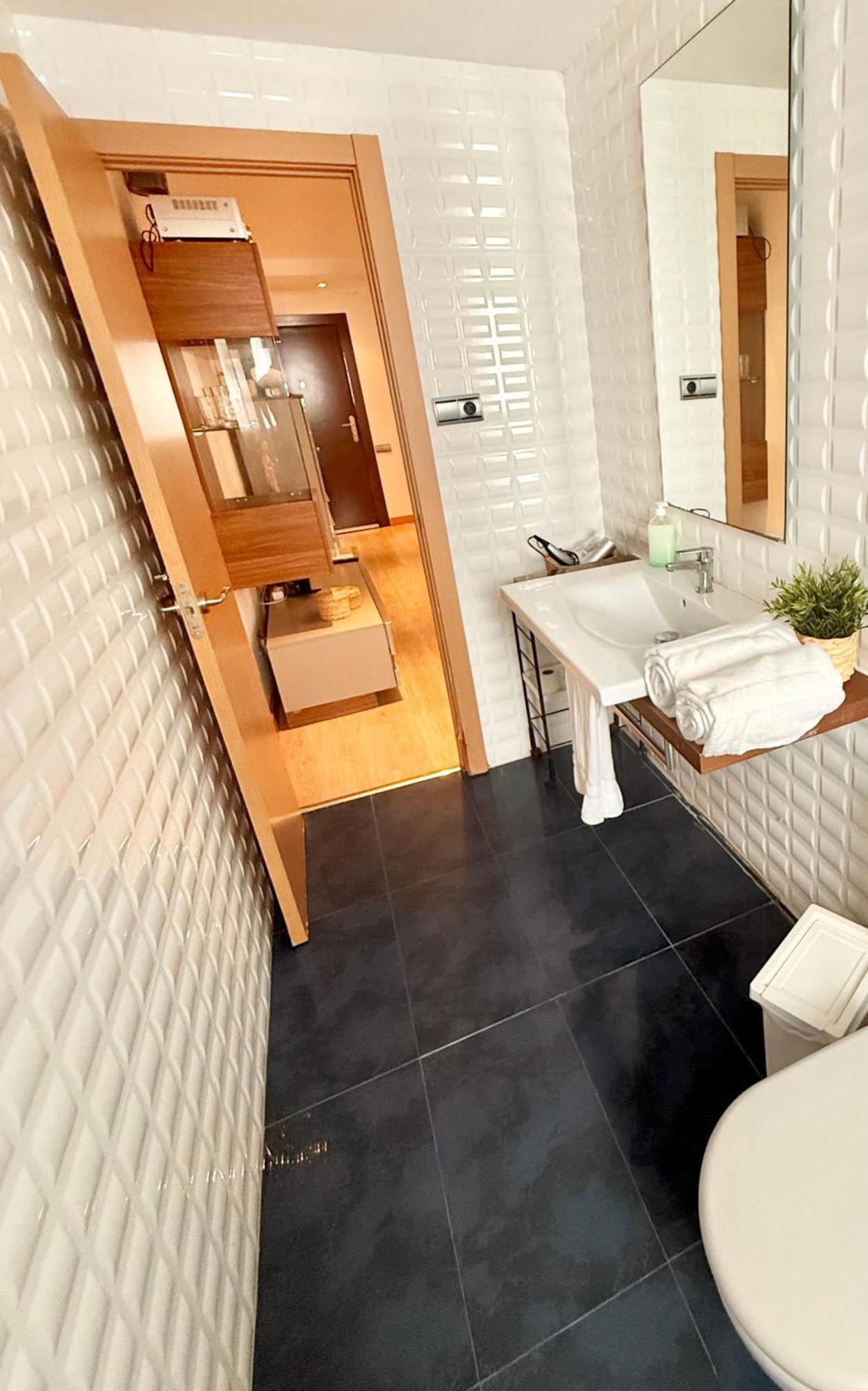Apartamento Ana Isabel Сарагоса Екстериор снимка